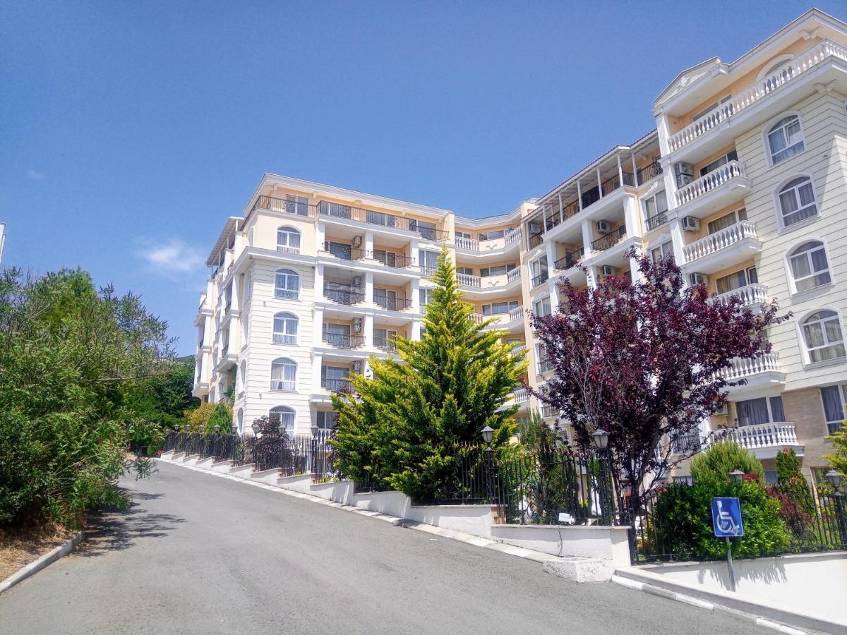 Private Apartament Sea View Sveti Vlas Apartment Bagian luar foto
