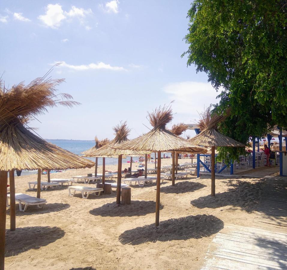 Private Apartament Sea View Sveti Vlas Apartment Bagian luar foto