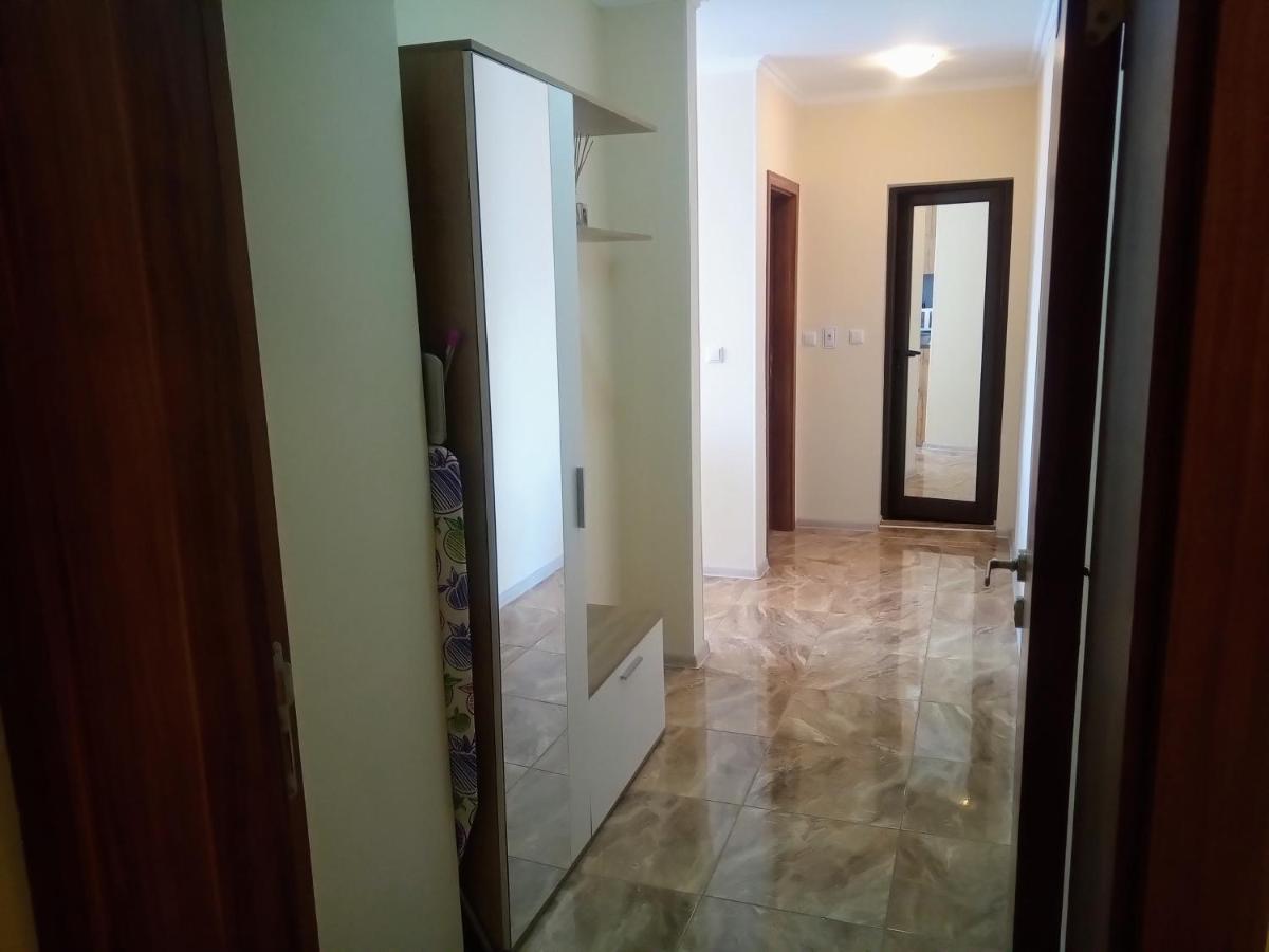 Private Apartament Sea View Sveti Vlas Apartment Bagian luar foto
